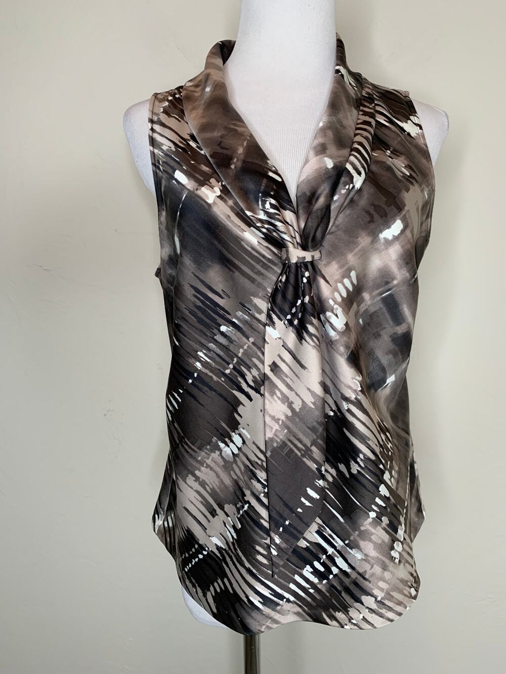 Ann Taylor Abstract Brown Black Cream Sleeveless Blouse Sz 12 Petite